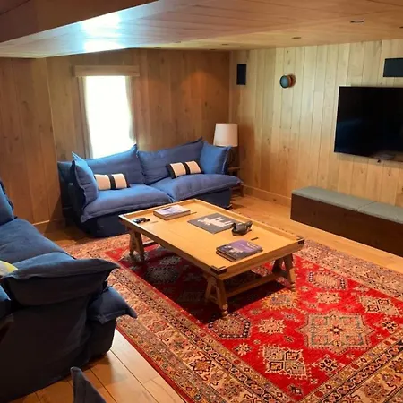 L'illaz - 4 Bedrooms, Log Fire