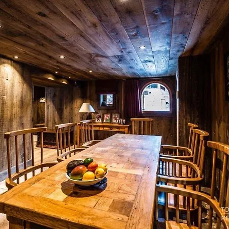 L'illaz - 4 Bedrooms, Log Fire Apartamento Val-dʼIsère