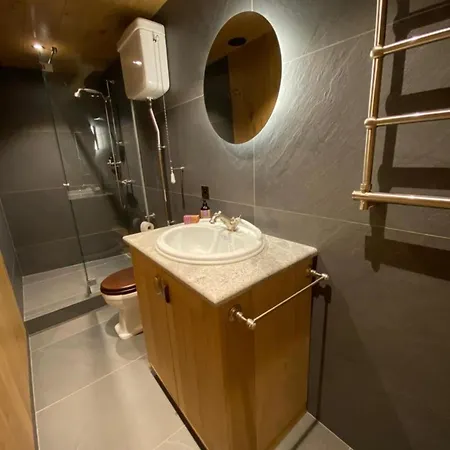 L'illaz - 4 Bedrooms, Log Fire Val-dʼIsère