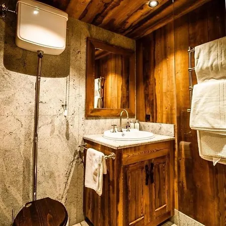 L'illaz - 4 Bedrooms, Log Fire Apartamento Val-dʼIsère